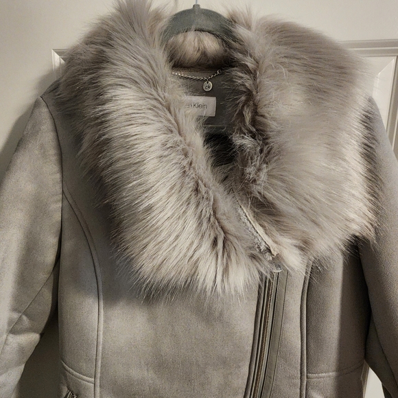 Calvin Klein Asymmetrical Faux Fur Collar Coat - Picture 2 of 5